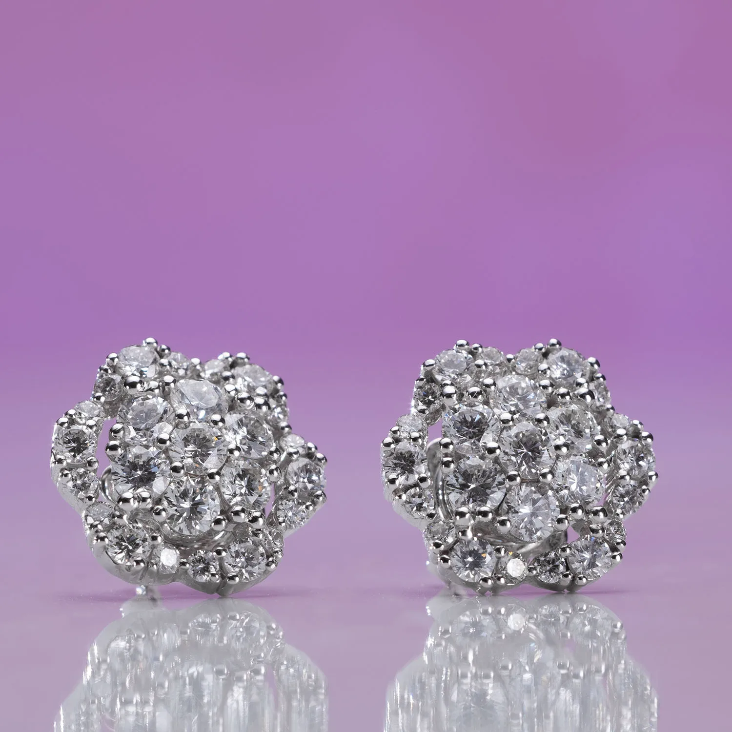 Earrings with diamonds in 18k gold — Joyería Liévano