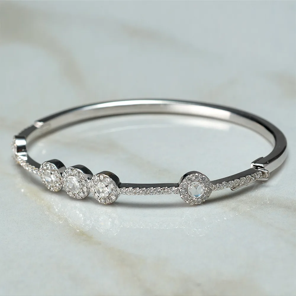 Bracelet with diamonds in 18k gold — Joyería Liévano