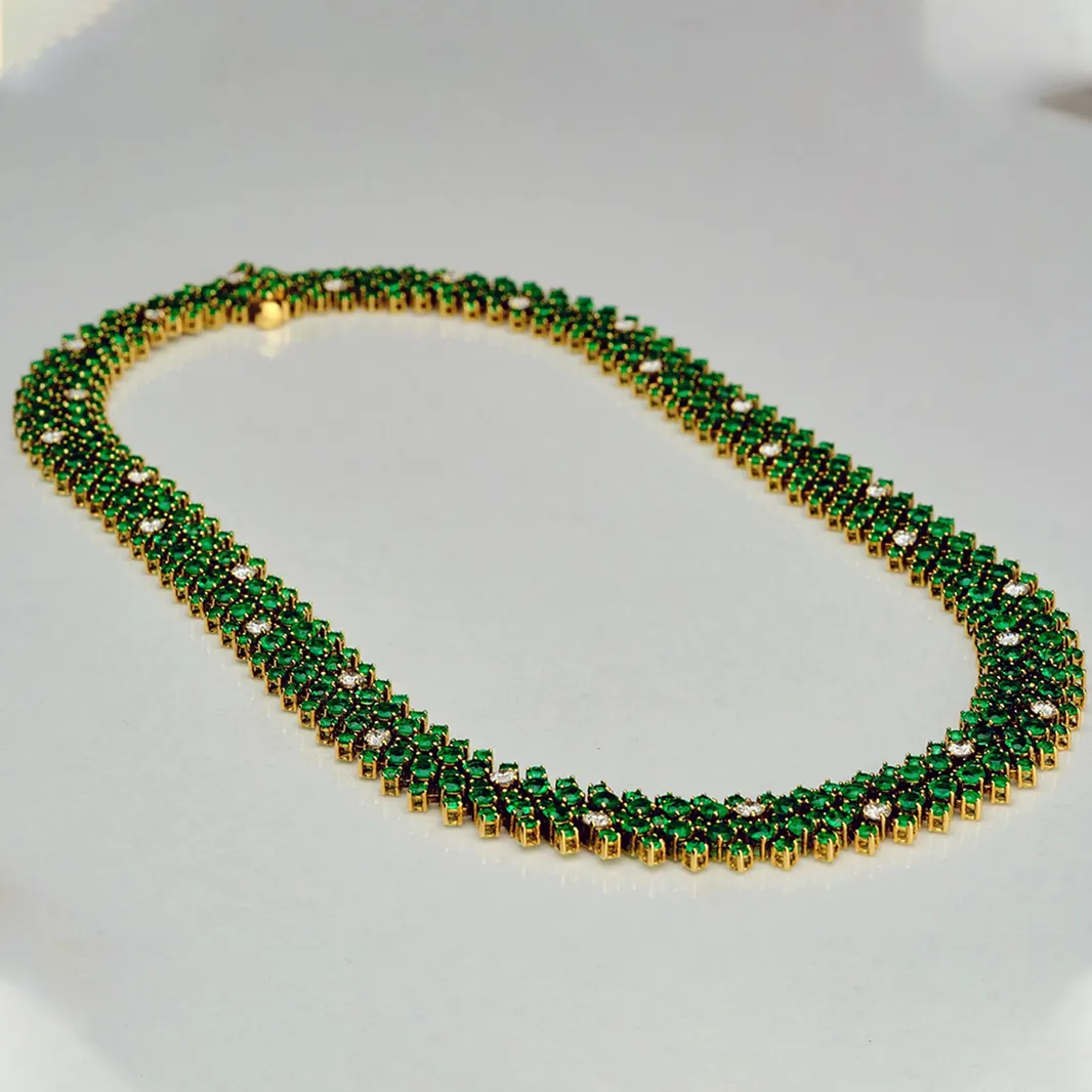 Necklace with emeralds in 18k gold — Joyería Liévano