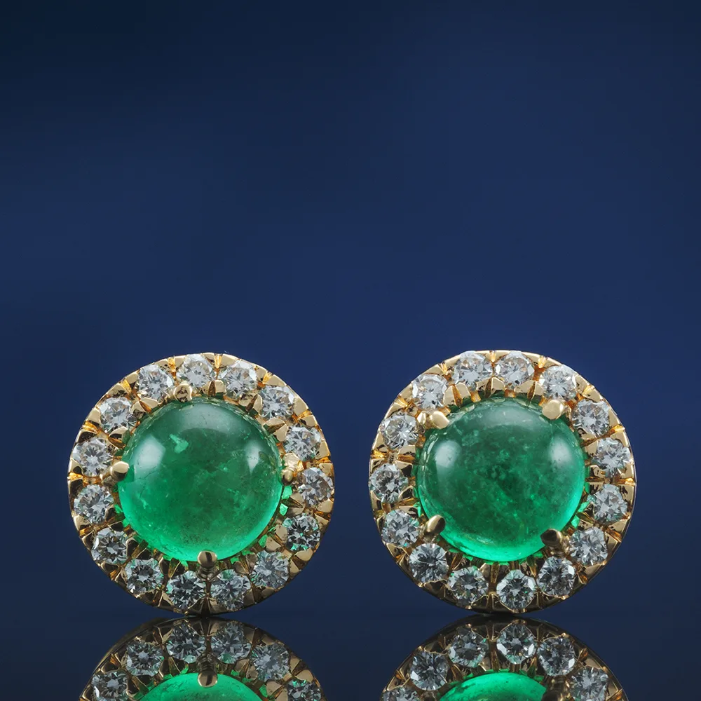Earrings with emeralds in 18k gold — Joyería Liévano