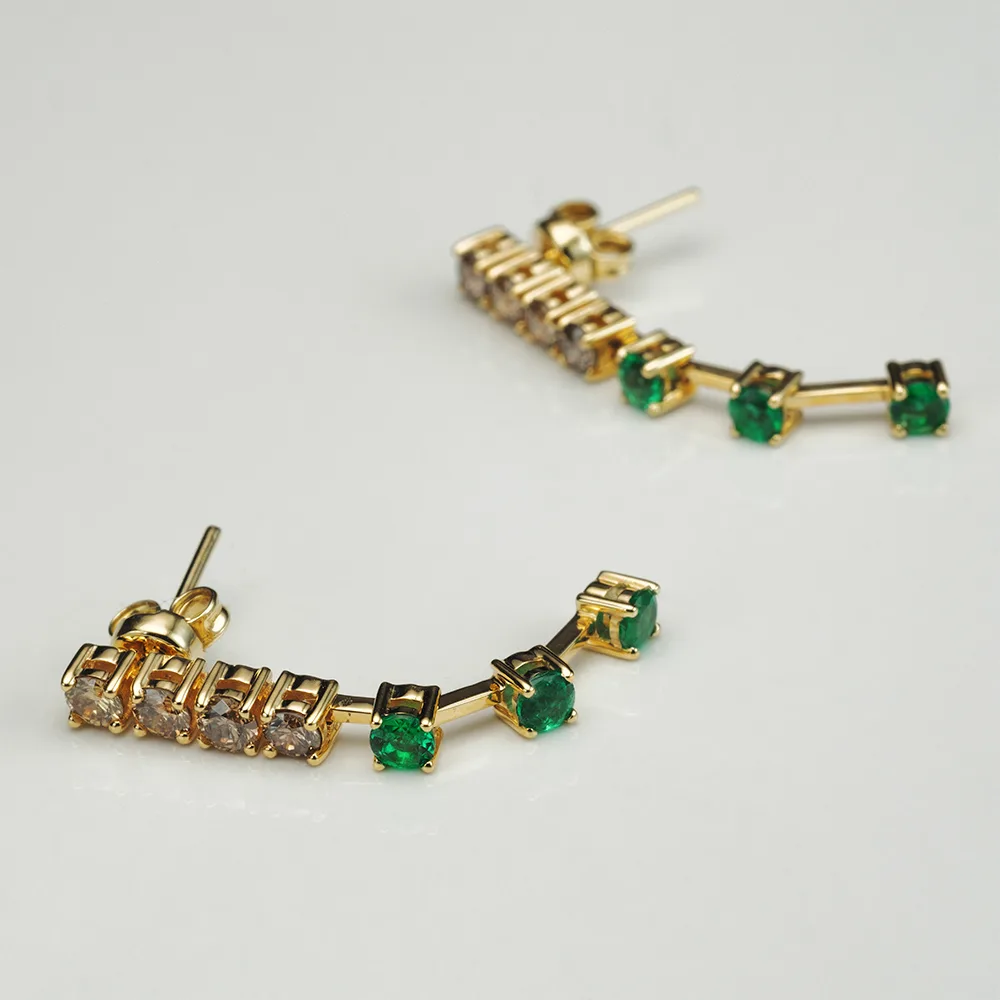 Earrings with emeralds in 18k gold — Joyería Liévano