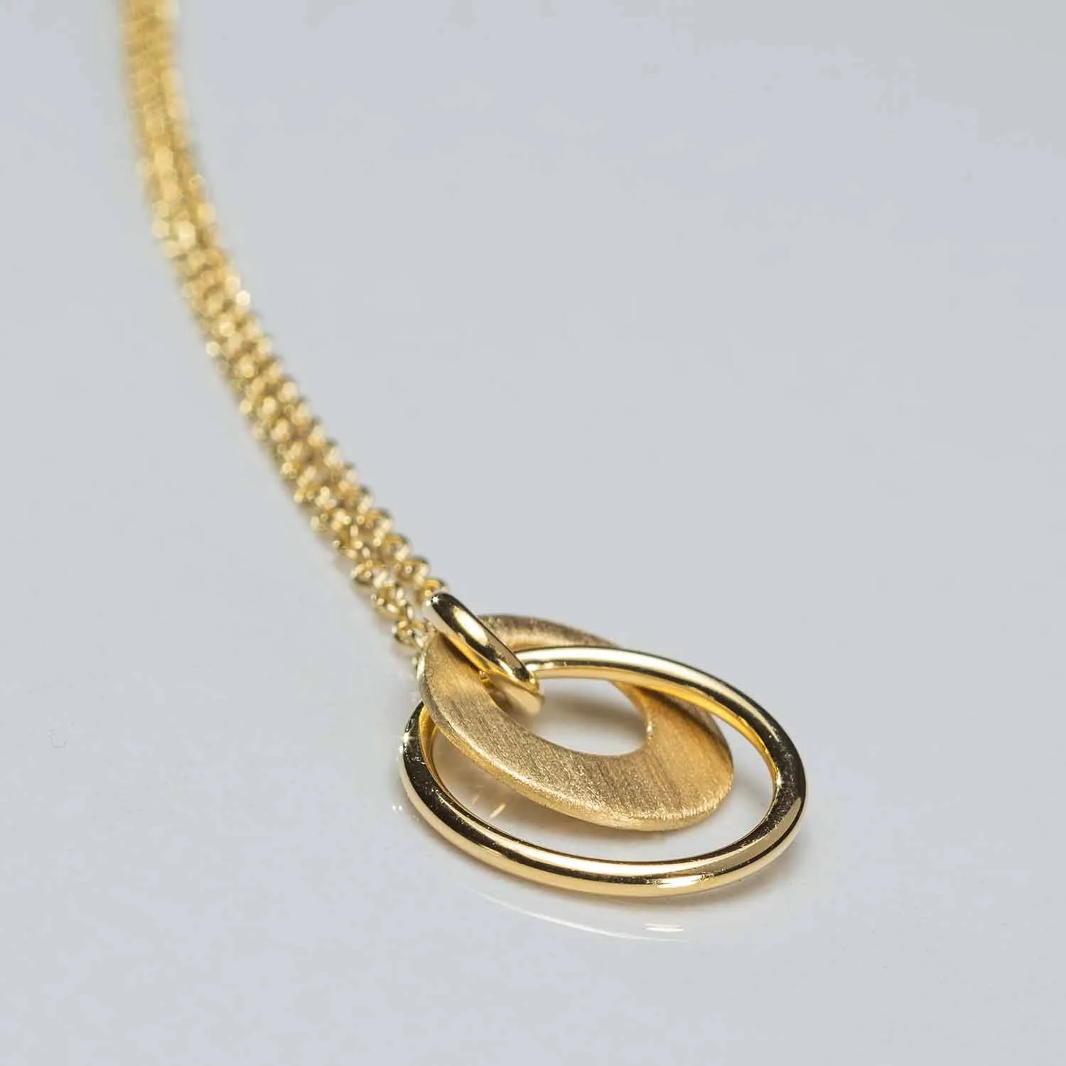 Pendant in 18k gold — Joyería Liévano