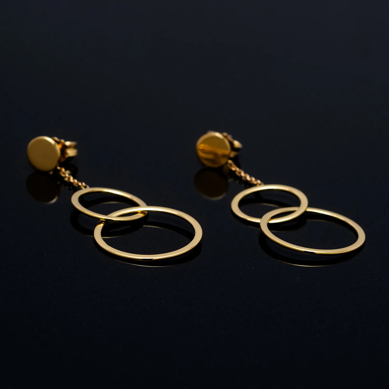 Earrings in 18k gold — Joyería Liévano