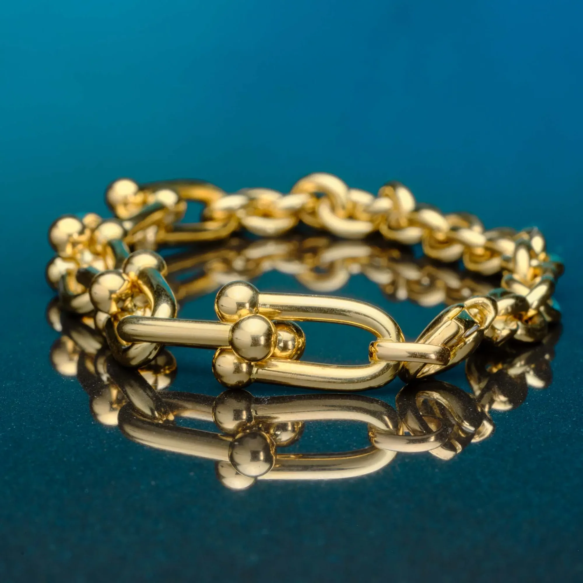 Bracelet in 18k gold — Joyería Liévano