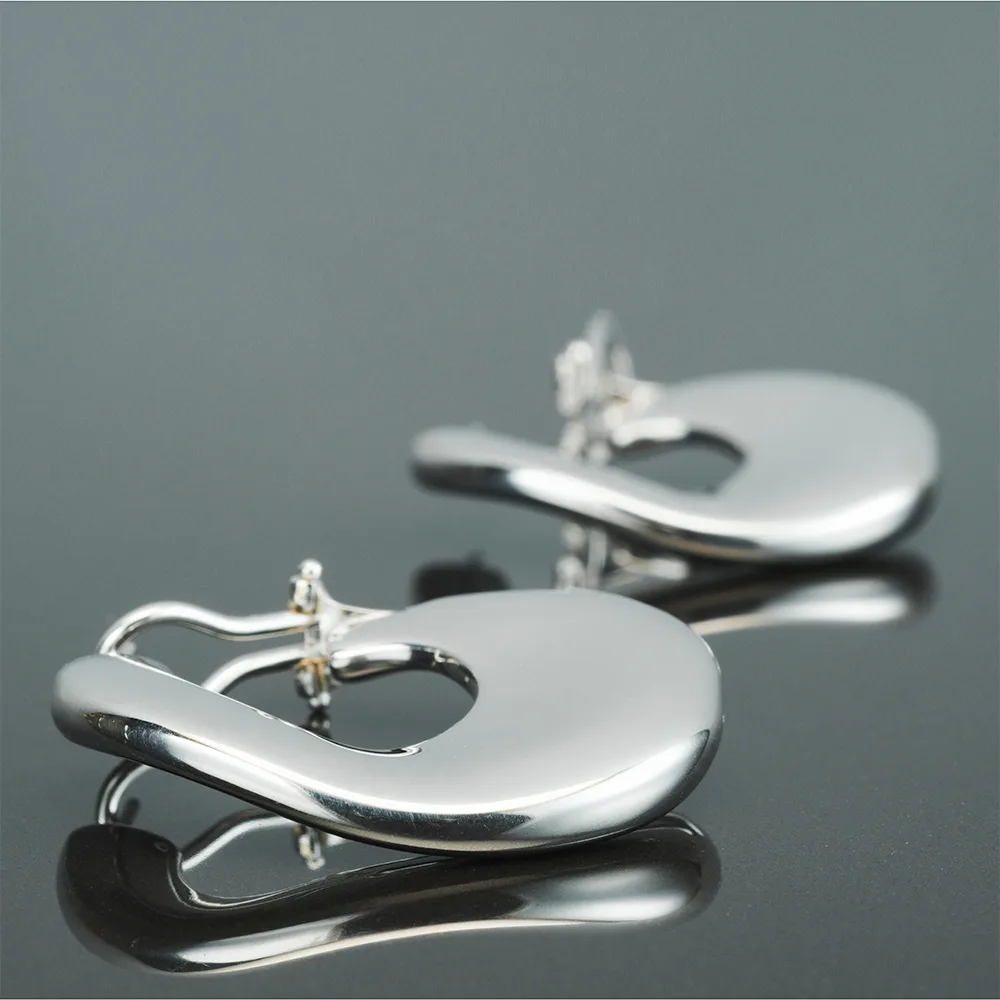Earrings in 18k white gold — Joyería Liévano