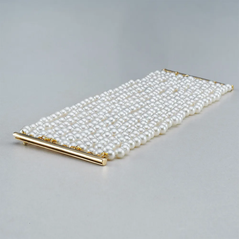 Bracelet with pearls in 18k gold — Joyería Liévano
