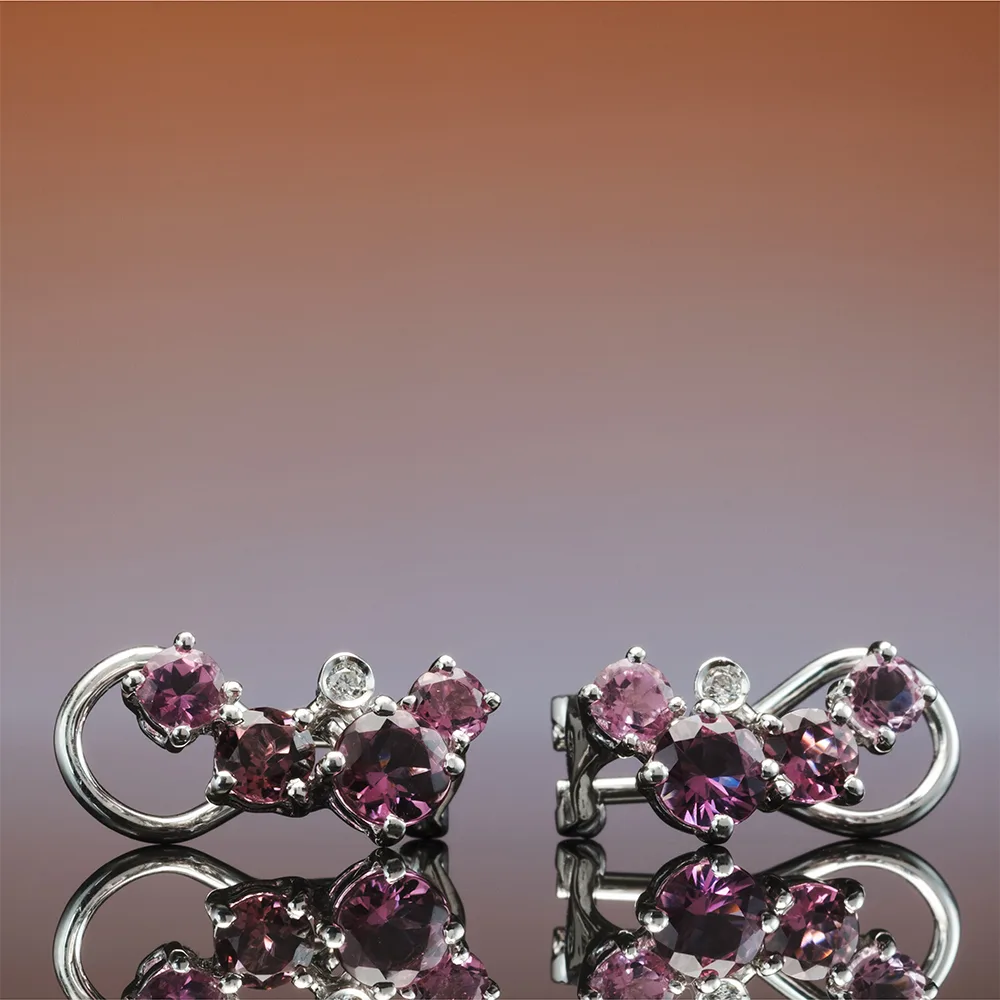 Earrings with colored gemstones in 18k gold — Joyería Liévano