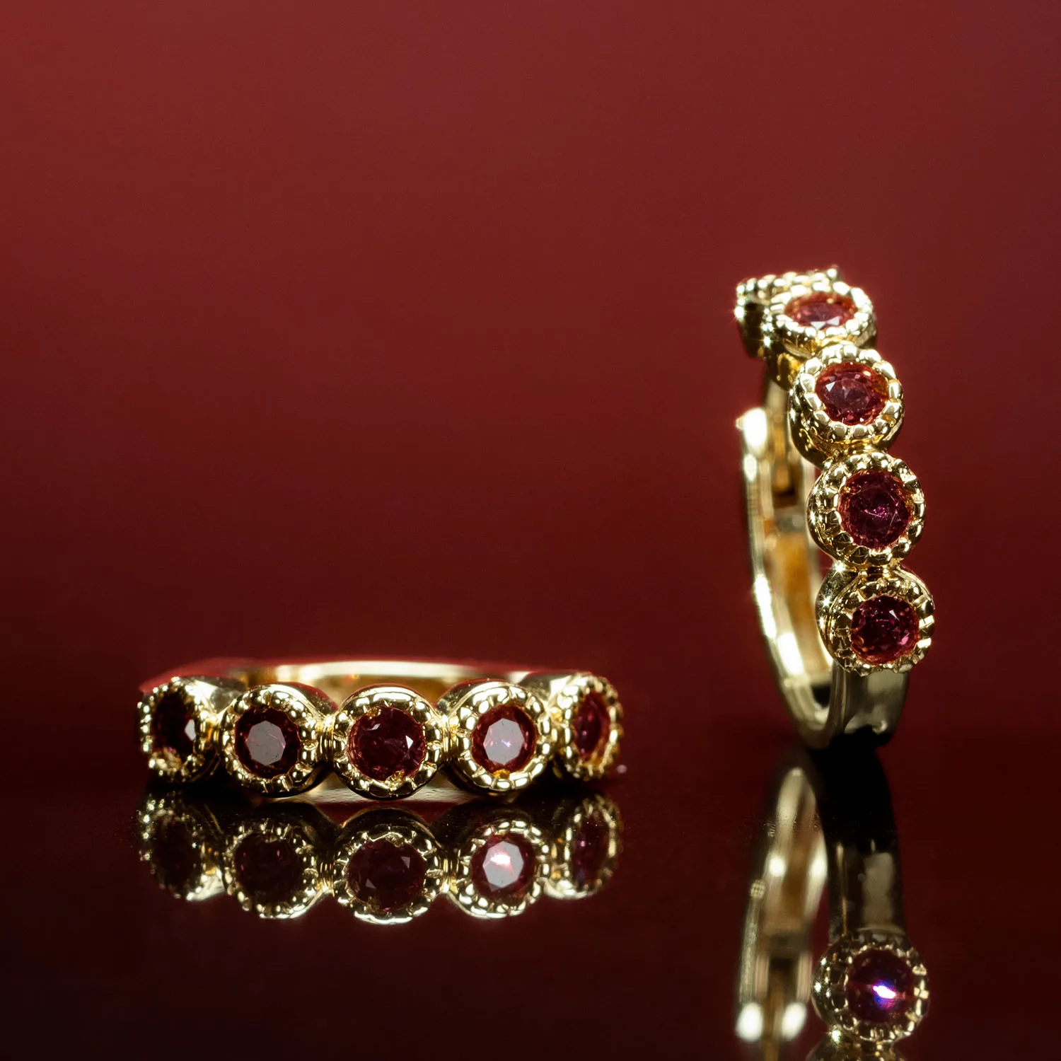 Earrings with rubies in 18k gold — Joyería Liévano