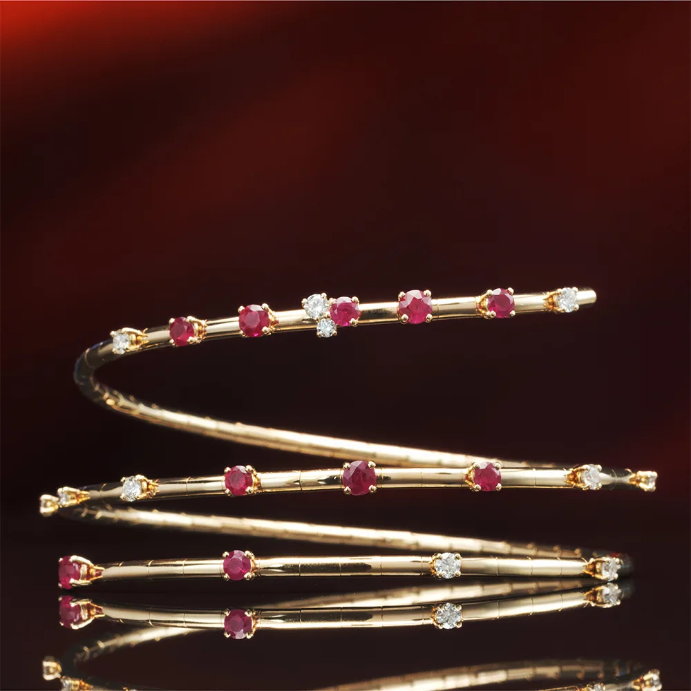 Bracelet with rubies in 18k gold — Joyería Liévano