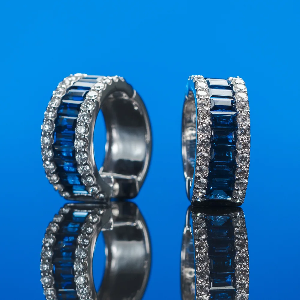 Earrings with sapphires in 18k gold — Joyería Liévano