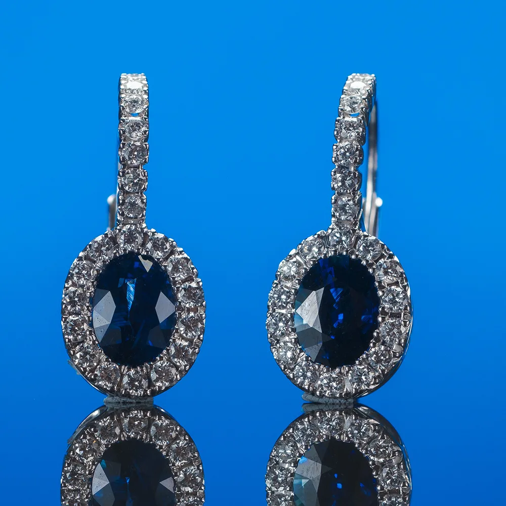 Earrings with sapphires in 18k gold — Joyería Liévano
