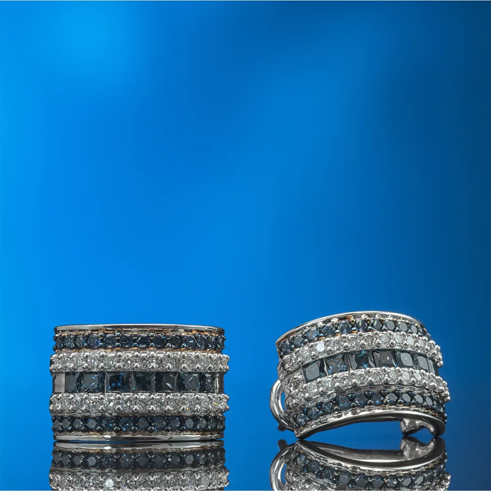 Earrings with sapphires in 18k gold — Joyería Liévano